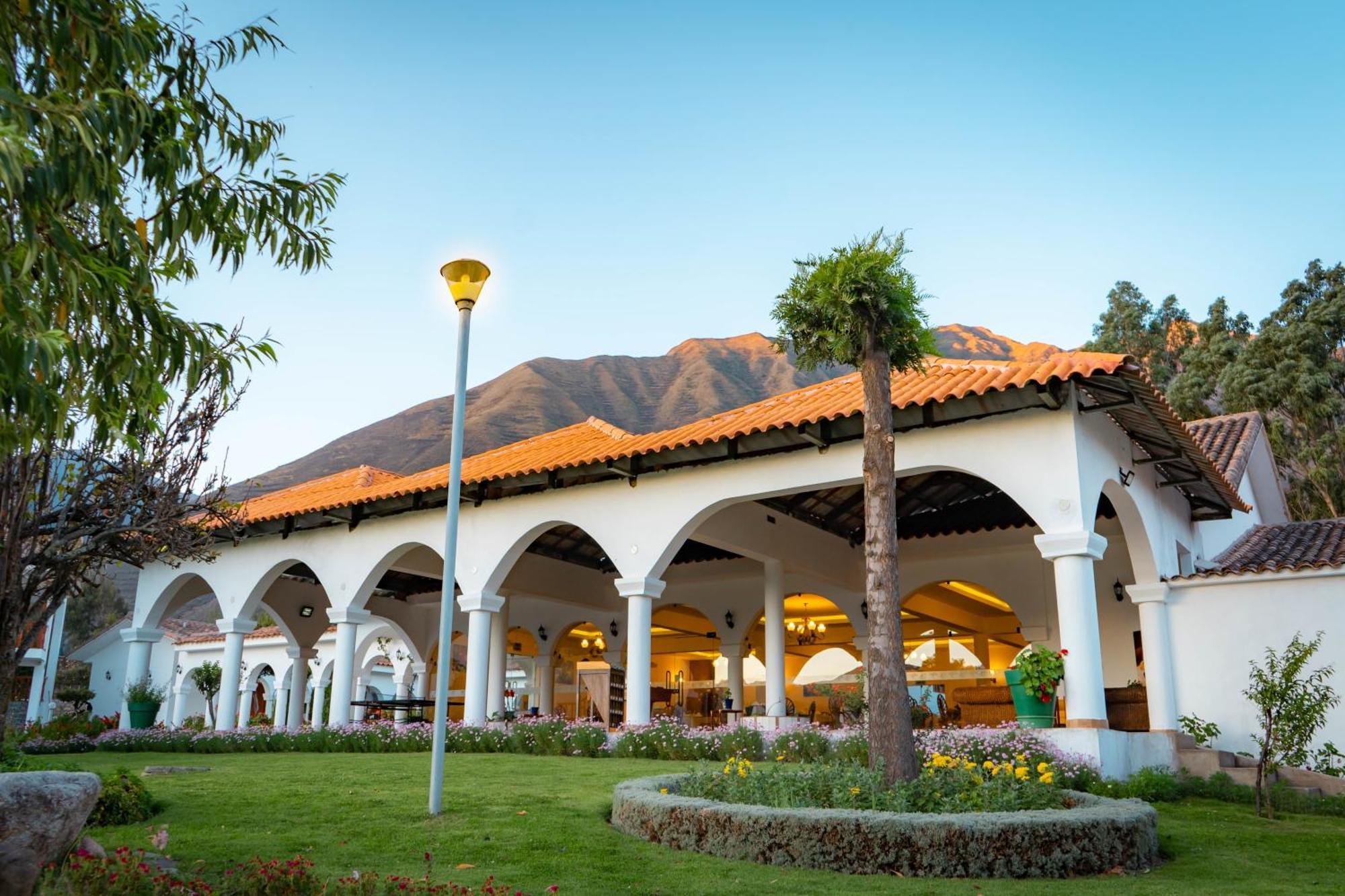Hotel Agustos Urubamba Luaran gambar