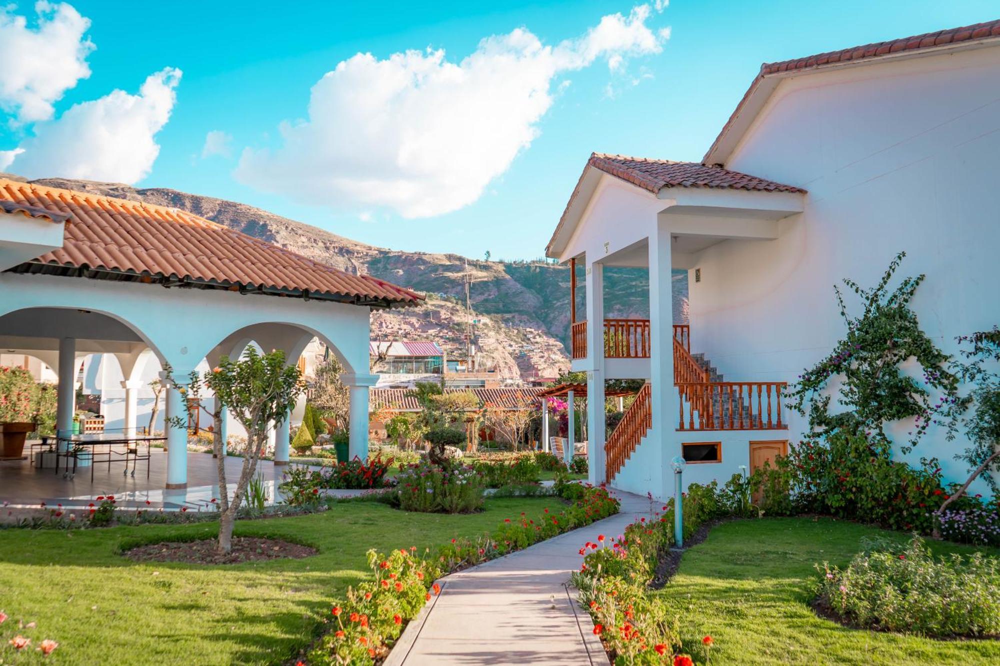 Hotel Agustos Urubamba Luaran gambar