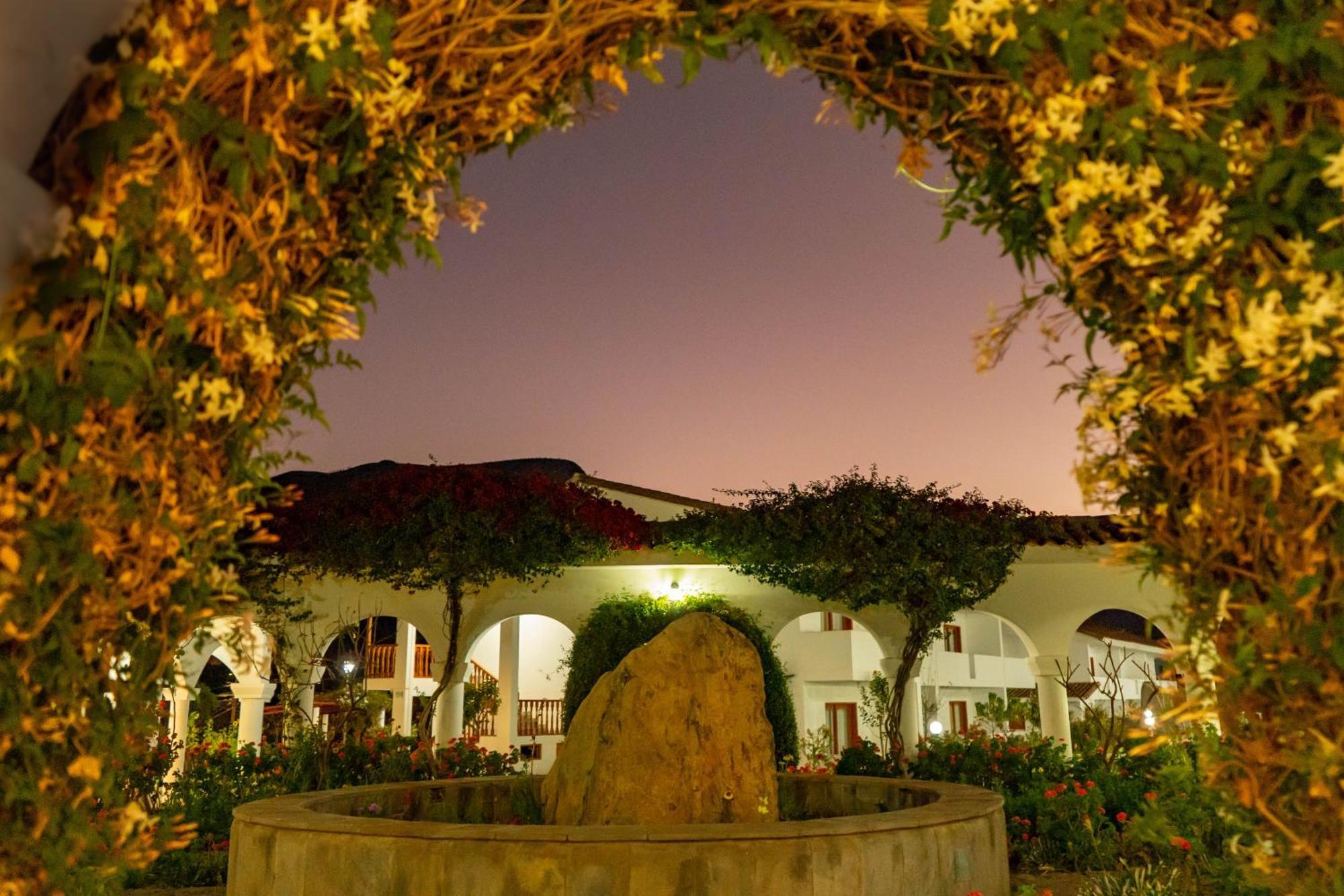 Hotel Agustos Urubamba Luaran gambar