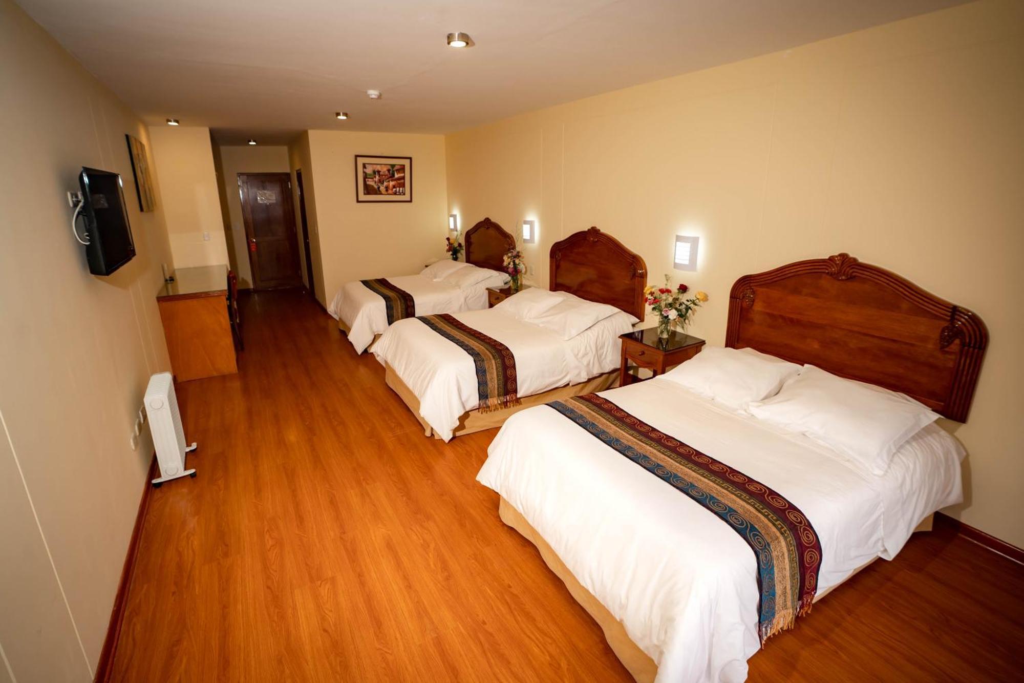 Hotel Agustos Urubamba Luaran gambar